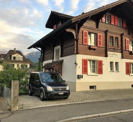 Bed and Breakfast Swiss Budget Winter Chalet Unterseen Exterior foto